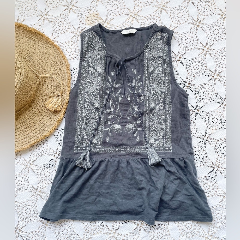 Lucky Brand Top 🍀
